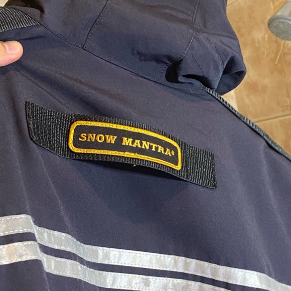 Canada Goose Snow Mantra Large Navy - Picture 15 of 16